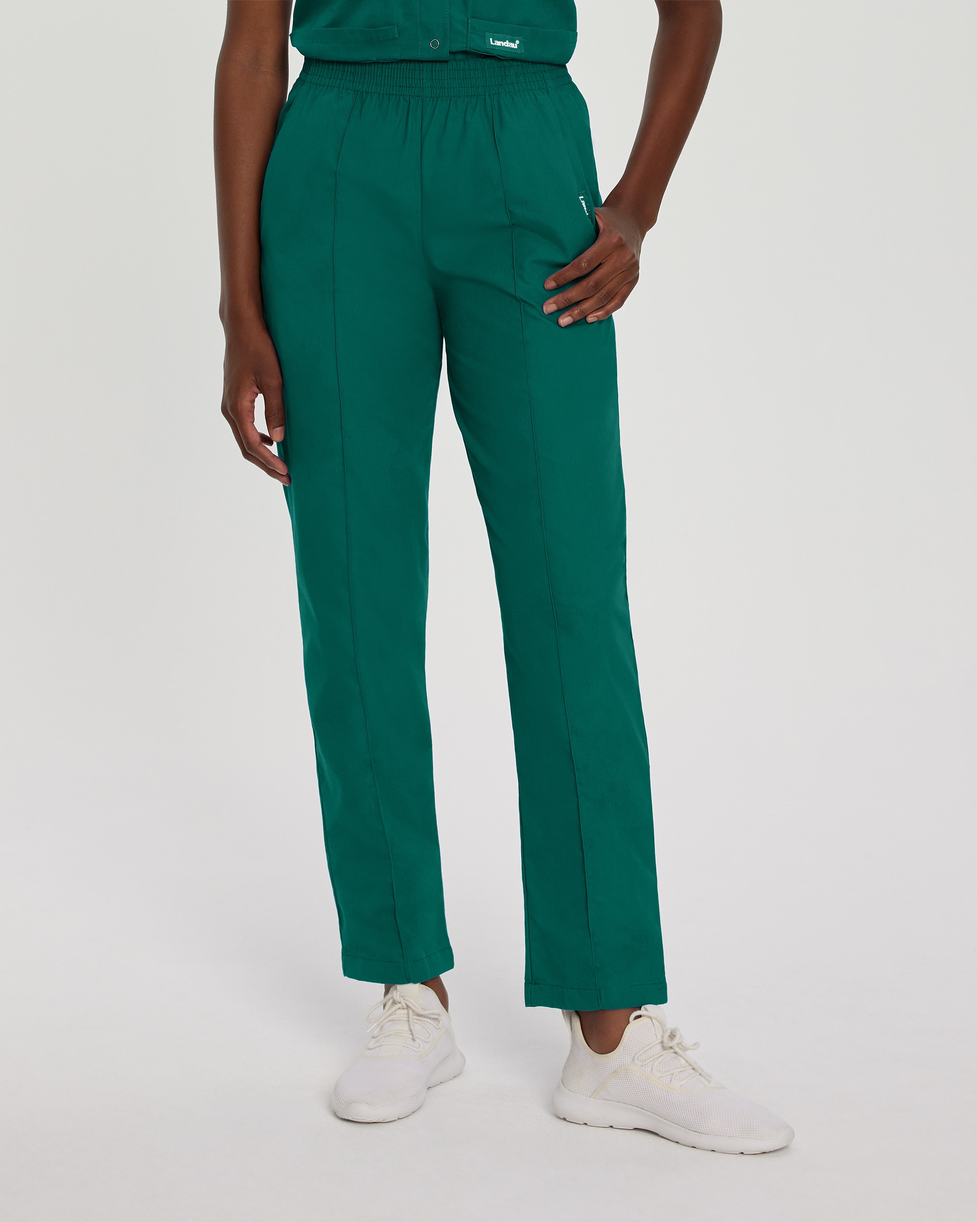 Womens Classic Taper Pant