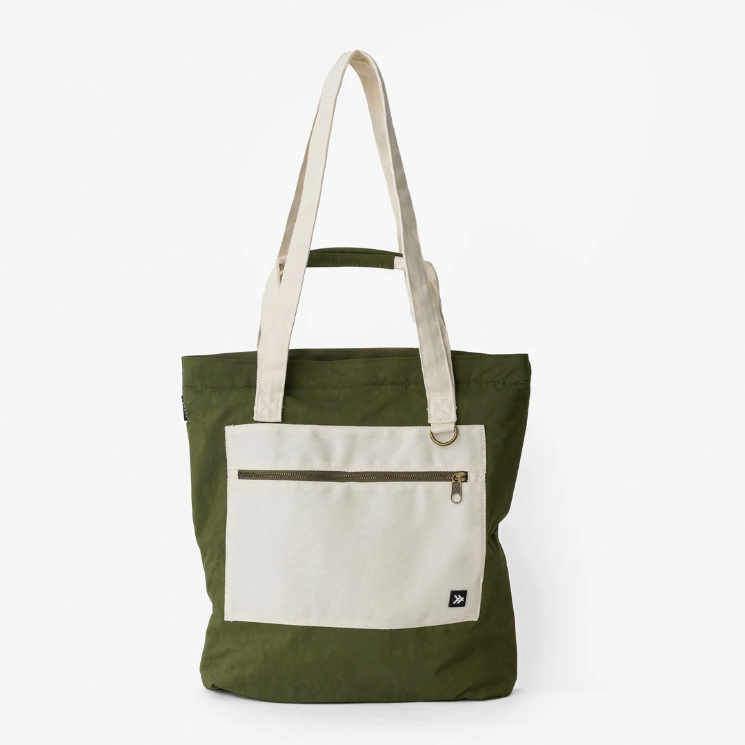 Thread Wallets Utility Tote