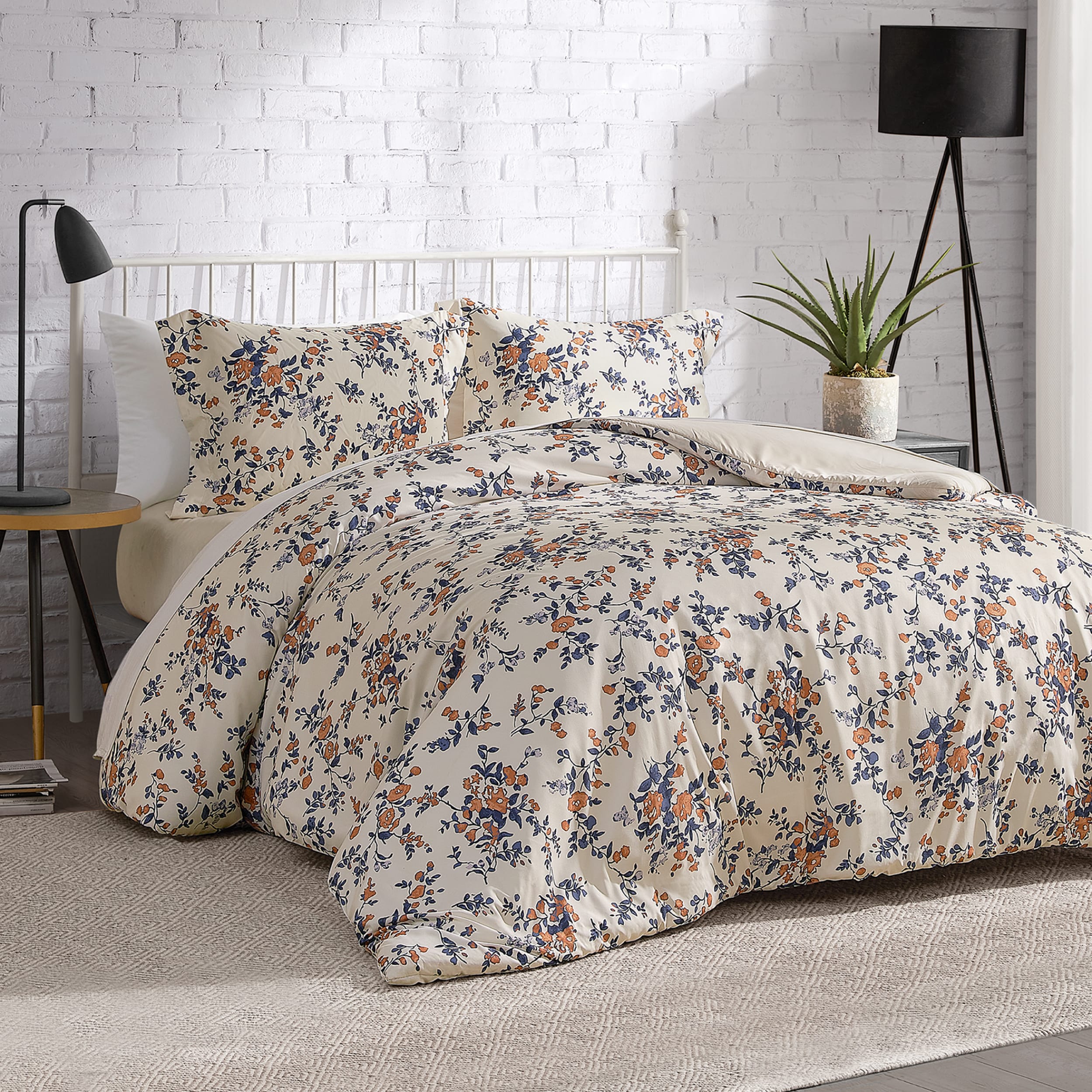 Lucky Brand Garden Bouquet Comforter Set