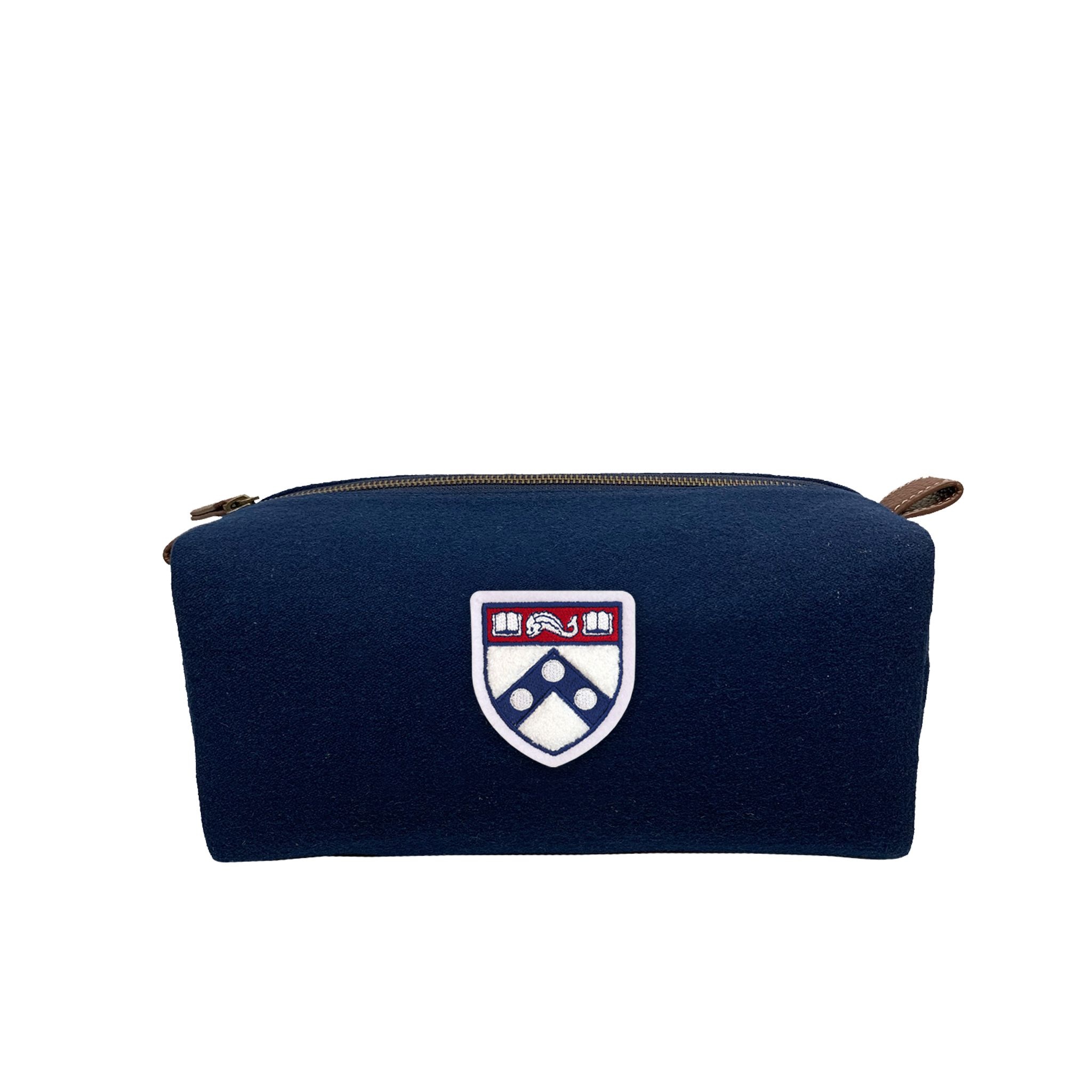 Pennsylvania Quakers Shield Woolen Dopp Kitt / Toiletry bag