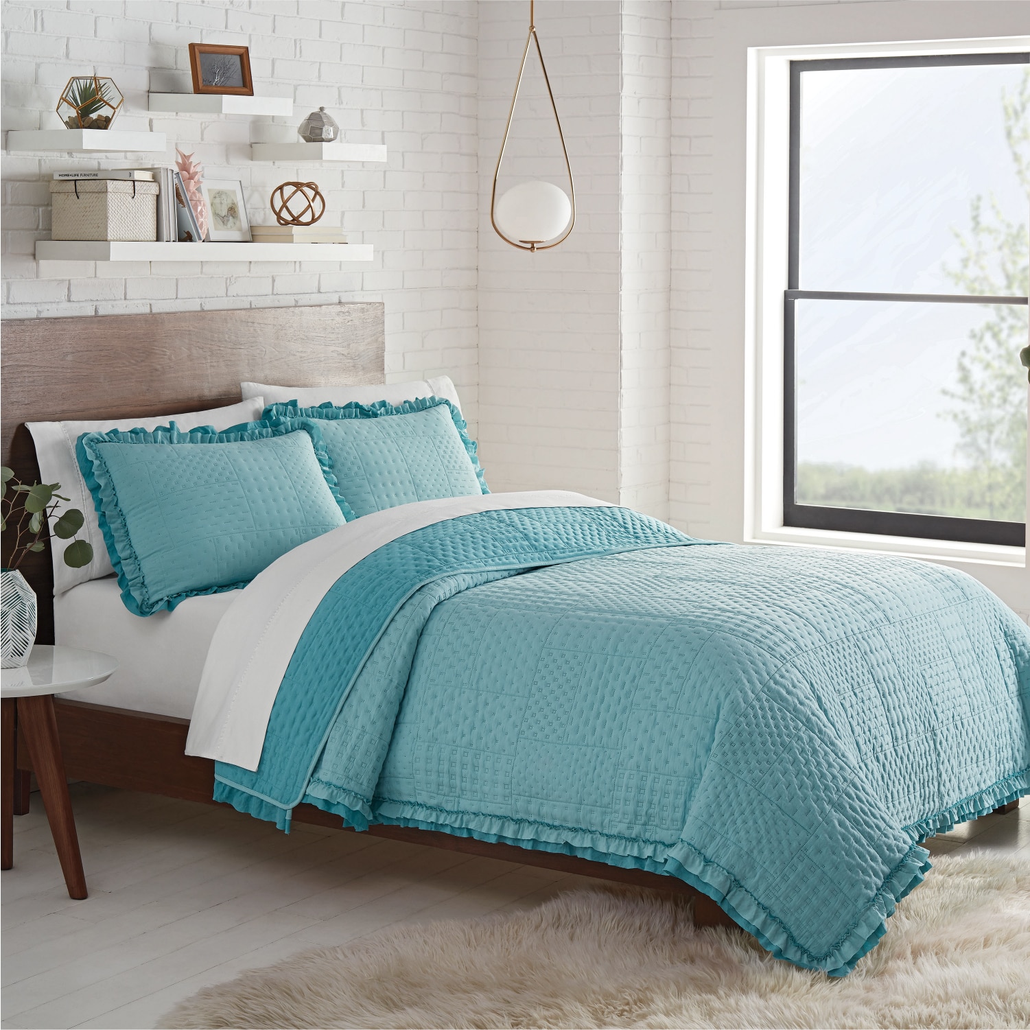 Lemon Tree Celeste Geo With Ruffle King Quilt Set