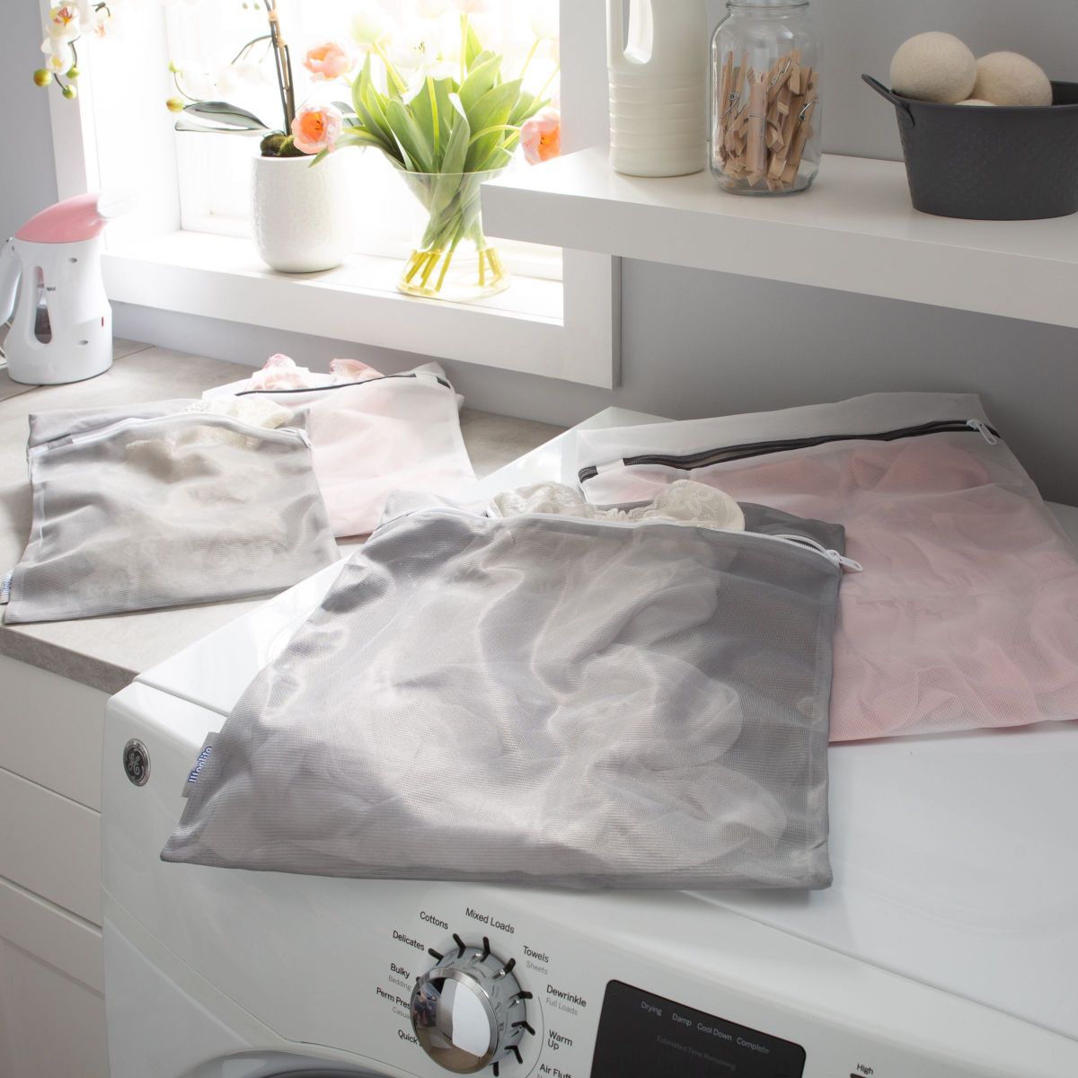Woolite Sanitized Ultimate Activewear Wash Bags - Set of 4 (2 White, 2 Grey)