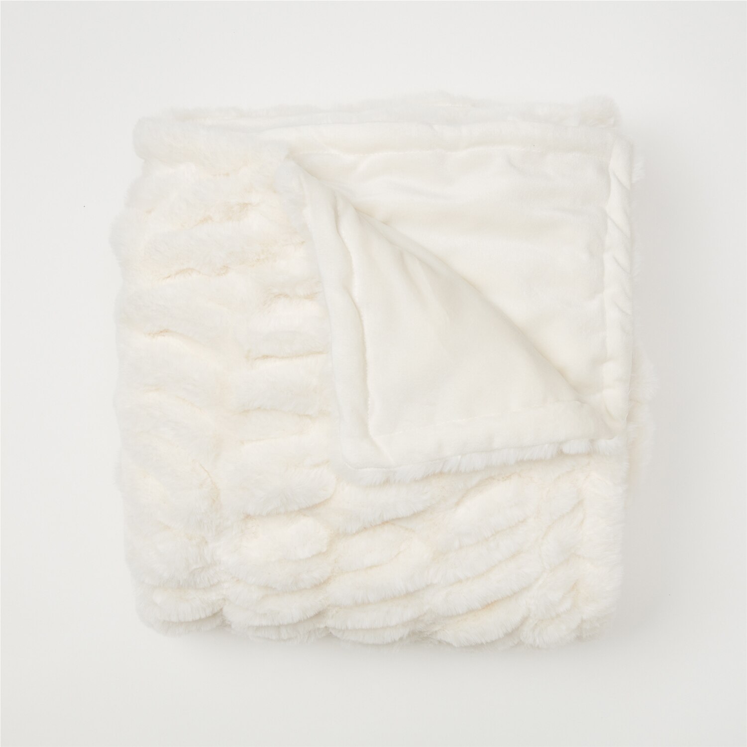 Dormify Leah Ruched Faux Fur Throw Blanket